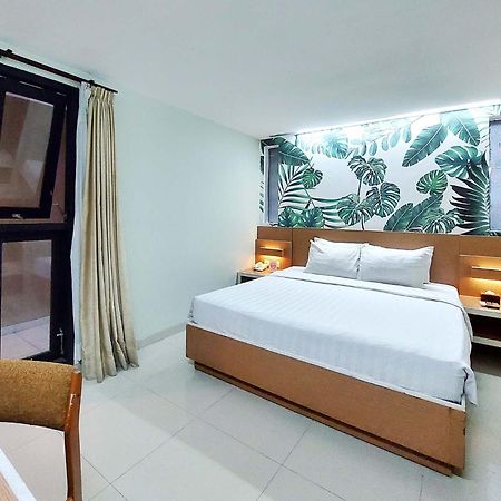 Shinta Guesthouse Malang Exteriér fotografie