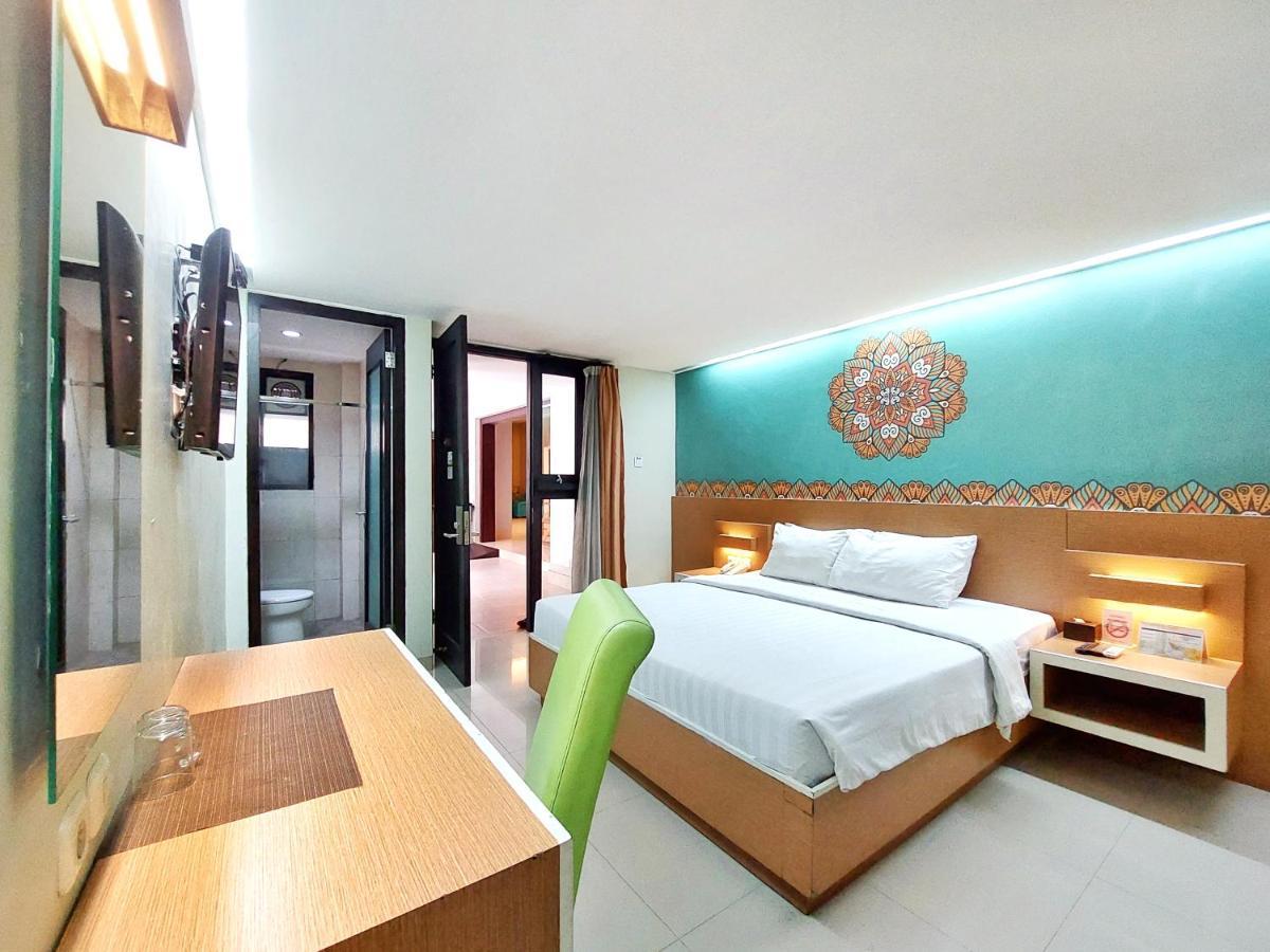 Shinta Guesthouse Malang Exteriér fotografie